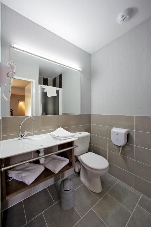 The Originals City, Hotel Albizia, Сарла-ла-Канеда Номер фото