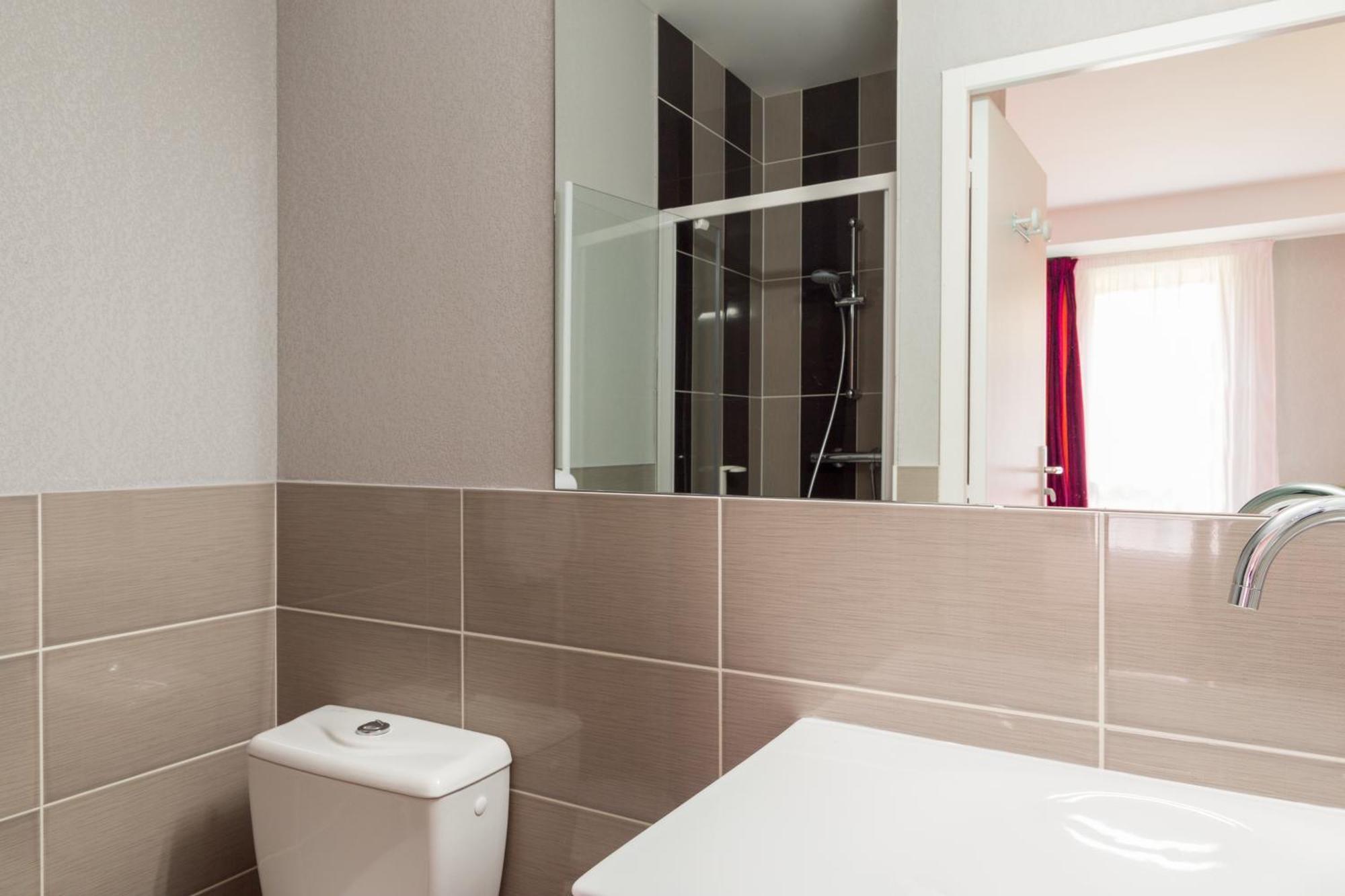 The Originals City, Hotel Albizia, Сарла-ла-Канеда Екстер'єр фото